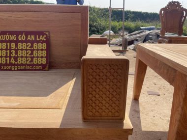 đầu tay ghế chặt trám đẹp mắt.