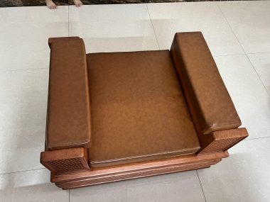 đôn ngồi gỗ hương đá