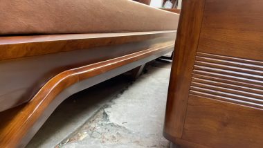 sofa chân thuyền lạ mắt