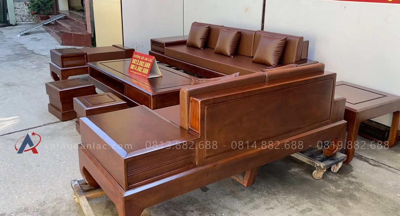 Mẫu sofa chân hươu cong 7 món