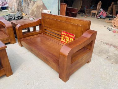 ghế băng ngắn rộng rãi